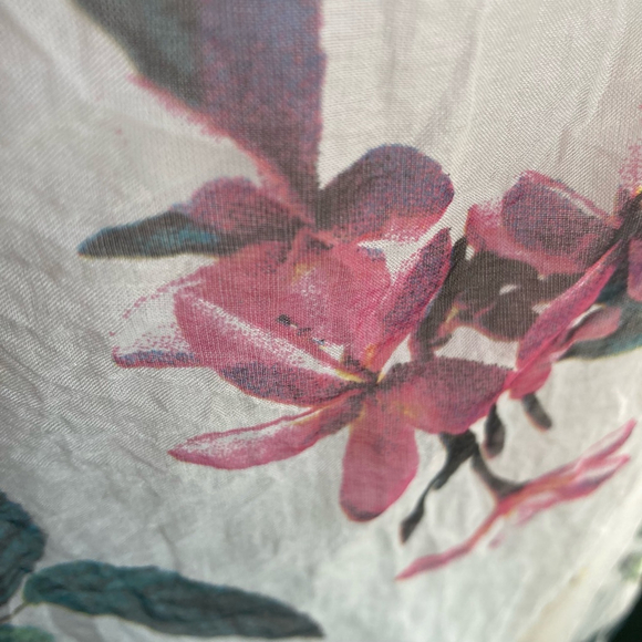 Women's Viola Borghi Floral Sheer Print Sleeveless Top White Size Large - Picture 5 of 13